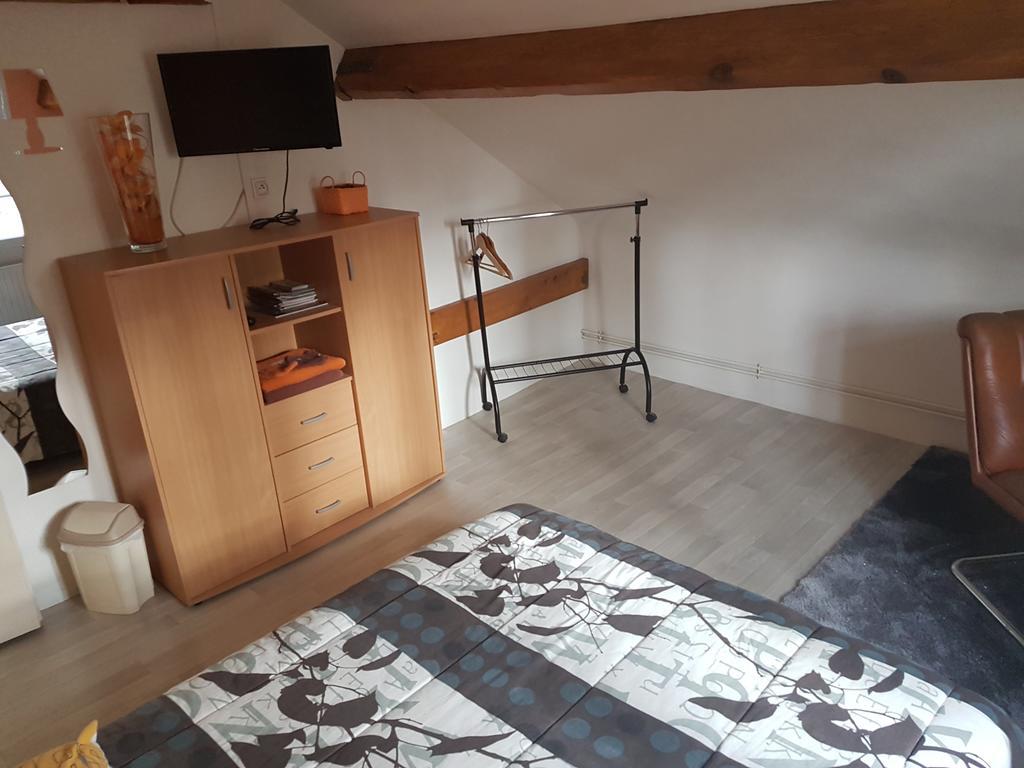 La Demi-Lune Bed and Breakfast Bailleval Zewnętrze zdjęcie