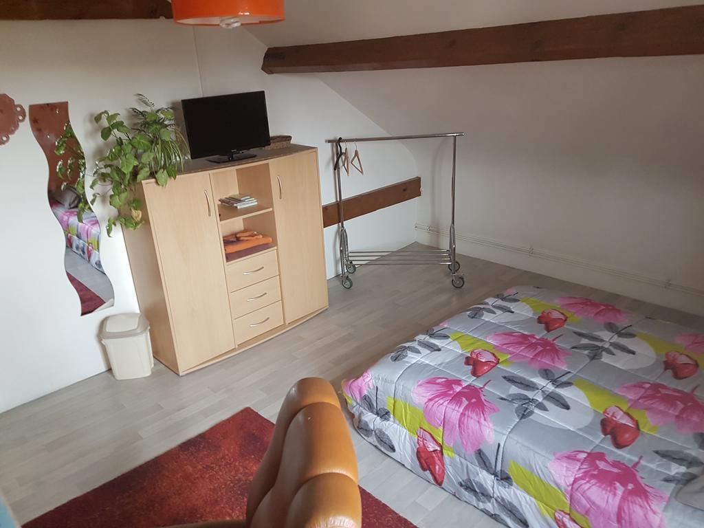 La Demi-Lune Bed and Breakfast Bailleval Zewnętrze zdjęcie